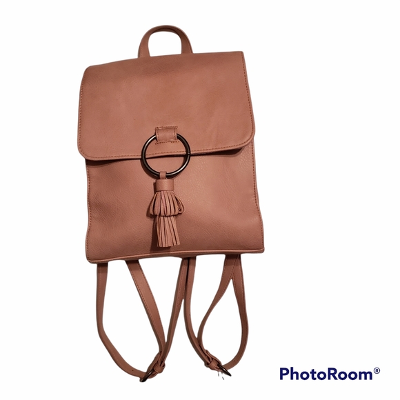 Universal Thread Handbags - Universal Thread blush flap backpack with tassel.
